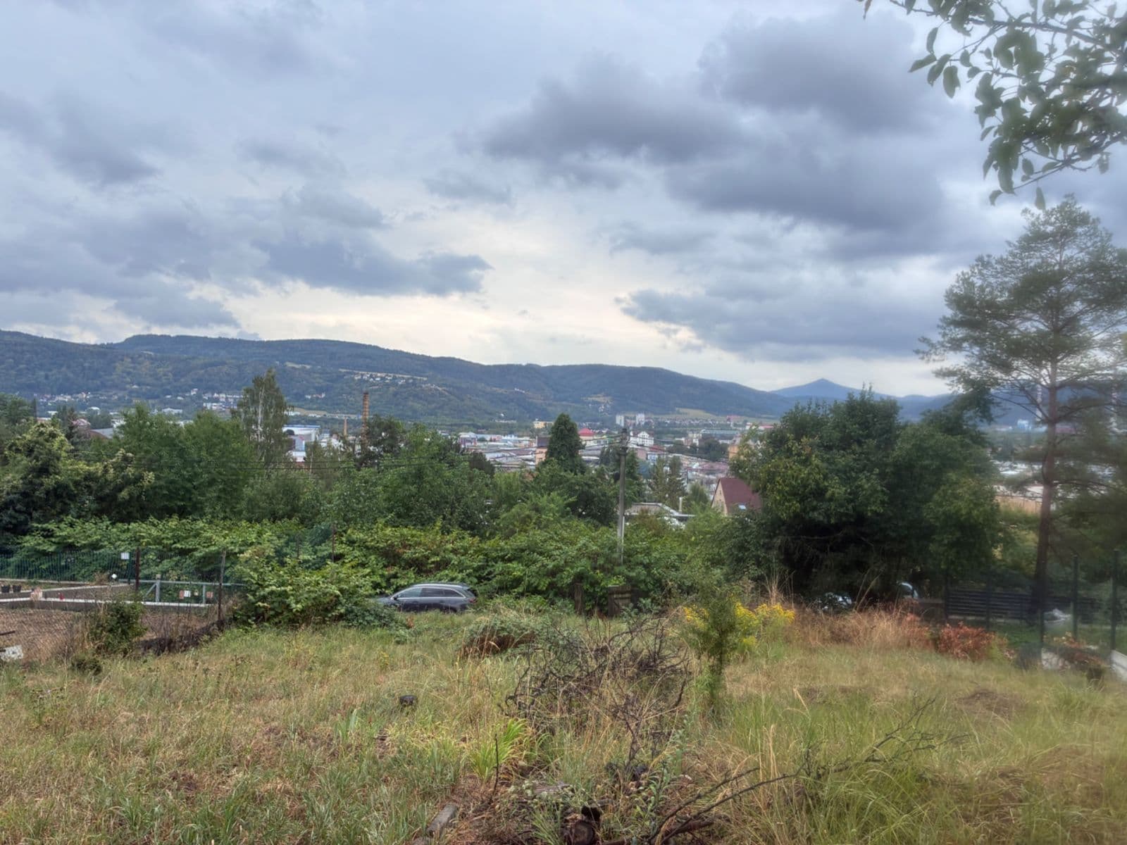 Prodej pozemku 915 m², Černá cesta, Ústí nad Labem, Ústecký kraj Prodej pozemku 915 m², Černá cesta, Ústí nad Labem, Ústecký kraj