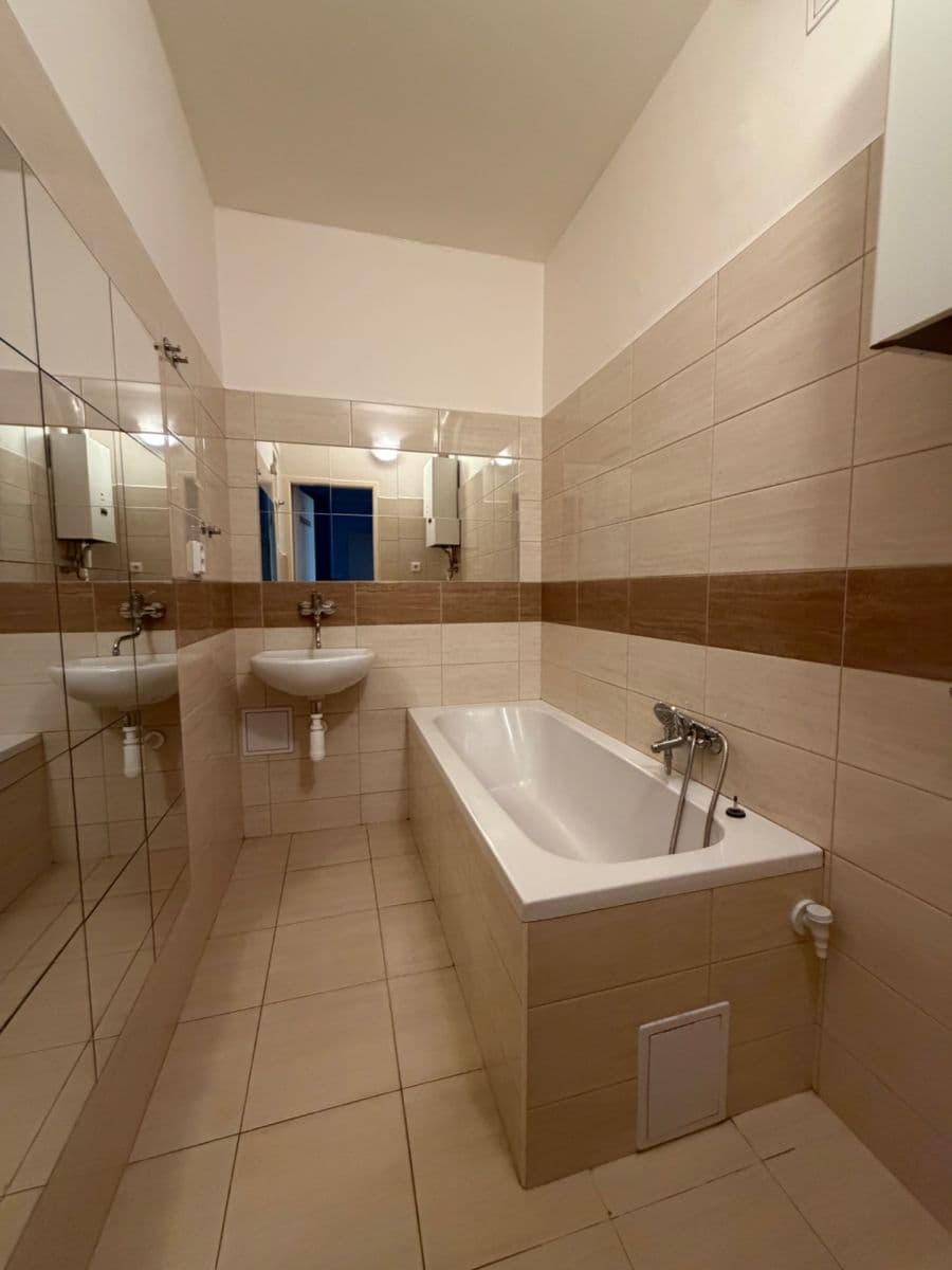 Pronájem bytu 2+kk 46 m², Dačického, Praha, Praha Pronájem bytu 2+kk 46 m², Dačického, Praha, Praha