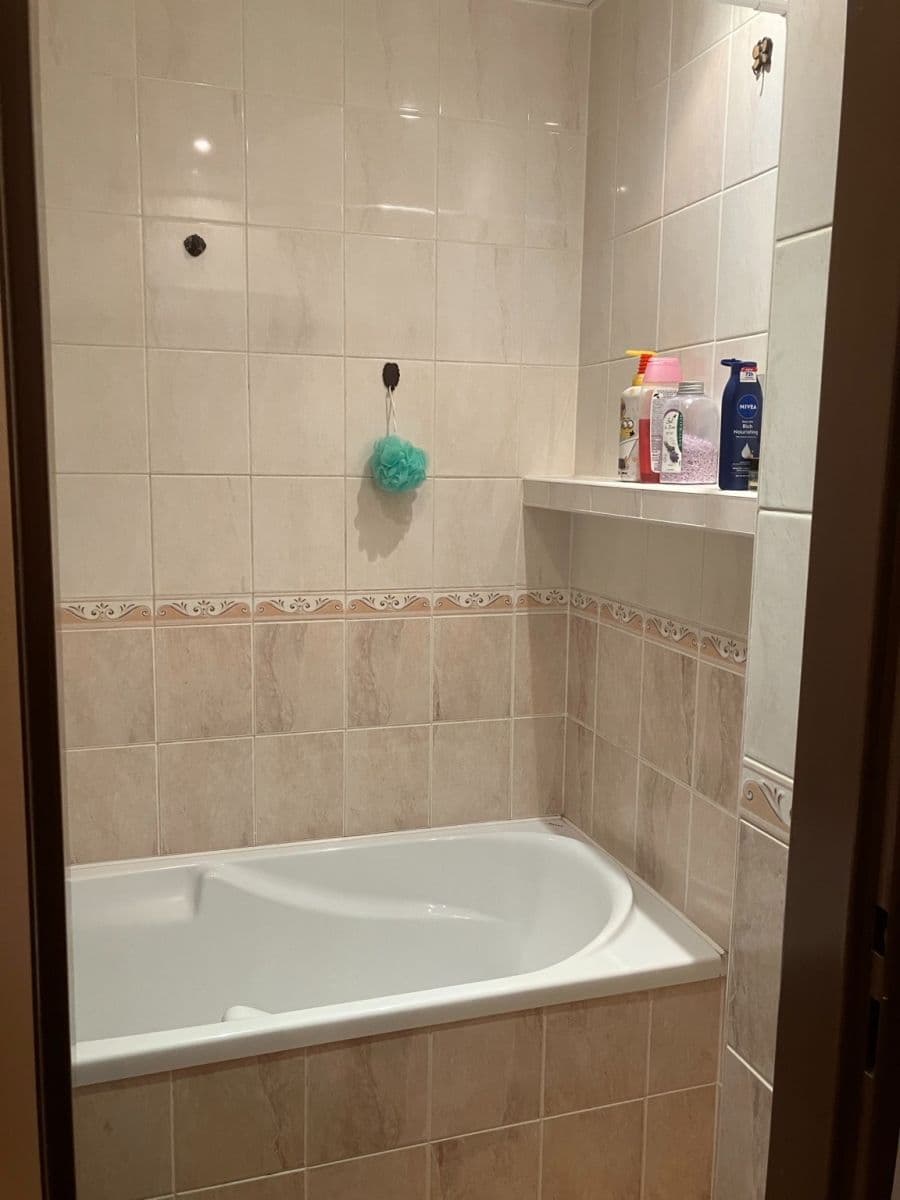 Prodej bytu 2+1 53 m², Kpt. Jaroše, Orlová, Moravskoslezský kraj Prodej bytu 2+1 53 m², Kpt. Jaroše, Orlová, Moravskoslezský kraj