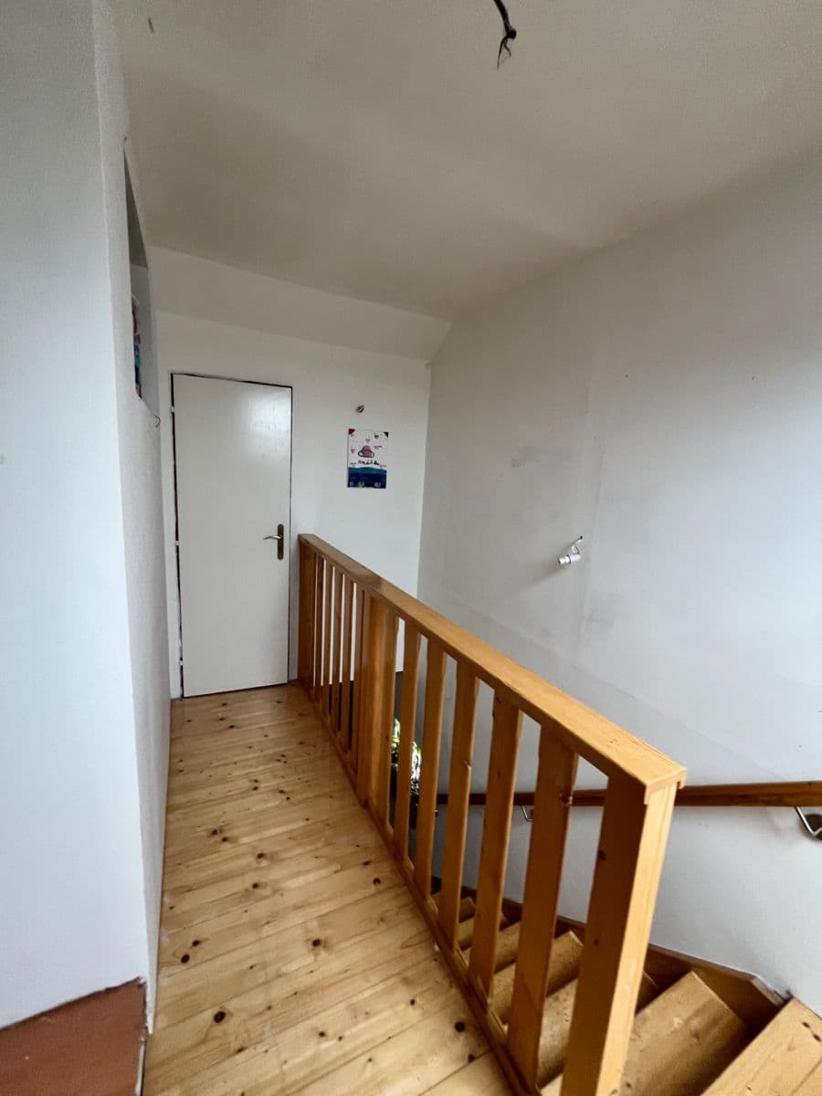 Prodej domu 240 m², pozemek 600 m², Hlavní, Ondřejov, Středočeský kraj Prodej domu 240 m², pozemek 600 m², Hlavní, Ondřejov, Středočeský kraj