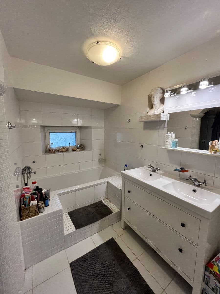 Prodej domu 240 m², pozemek 600 m², Hlavní, Ondřejov, Středočeský kraj Prodej domu 240 m², pozemek 600 m², Hlavní, Ondřejov, Středočeský kraj