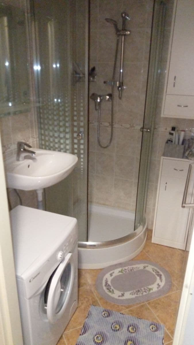 Prodej bytu 2+kk 42 m², Teplická, Praha, Praha Prodej bytu 2+kk 42 m², Teplická, Praha, Praha