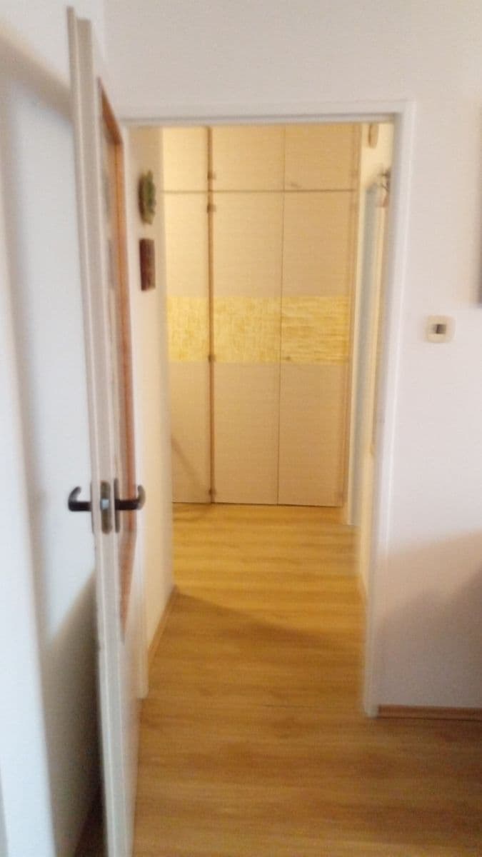 Prodej bytu 2+kk 42 m², Teplická, Praha, Praha Prodej bytu 2+kk 42 m², Teplická, Praha, Praha