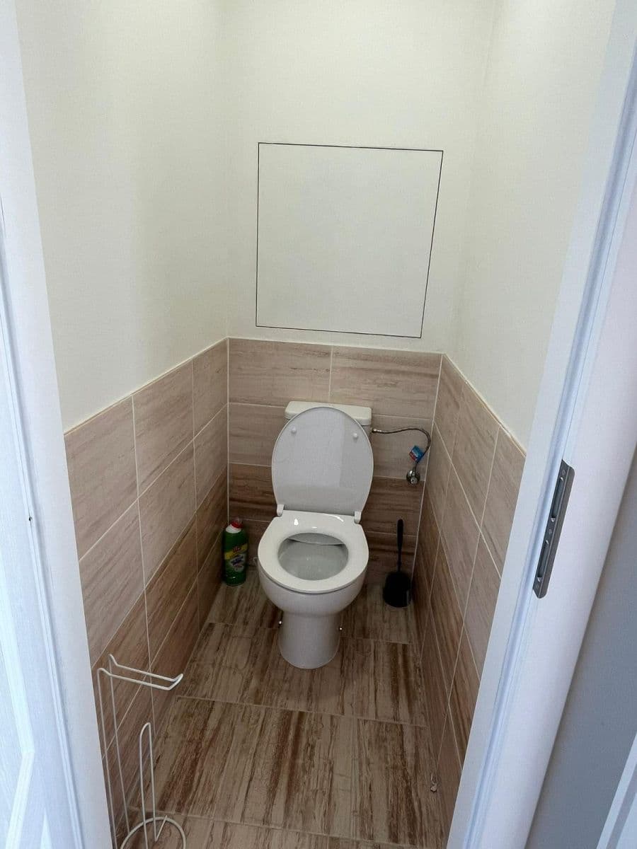 Pronájem bytu 1+kk 33 m², Křivenická, Praha, Praha Pronájem bytu 1+kk 33 m², Křivenická, Praha, Praha