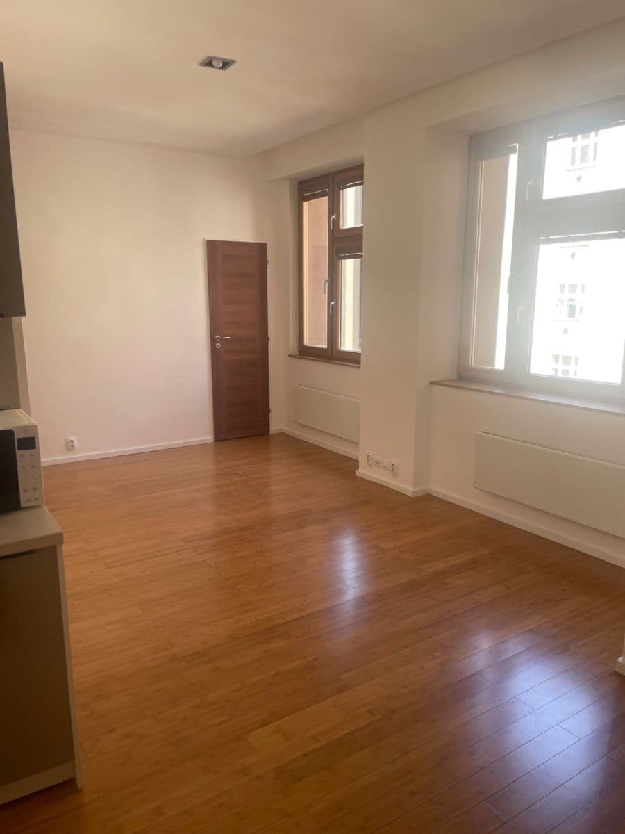 Pronájem bytu 2+kk 52 m², Žerotínova, Praha, Praha Pronájem bytu 2+kk 52 m², Žerotínova, Praha, Praha