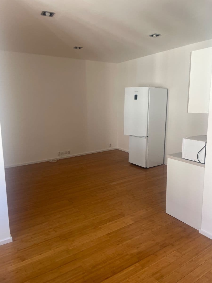 Pronájem bytu 2+kk 52 m², Žerotínova, Praha, Praha Pronájem bytu 2+kk 52 m², Žerotínova, Praha, Praha