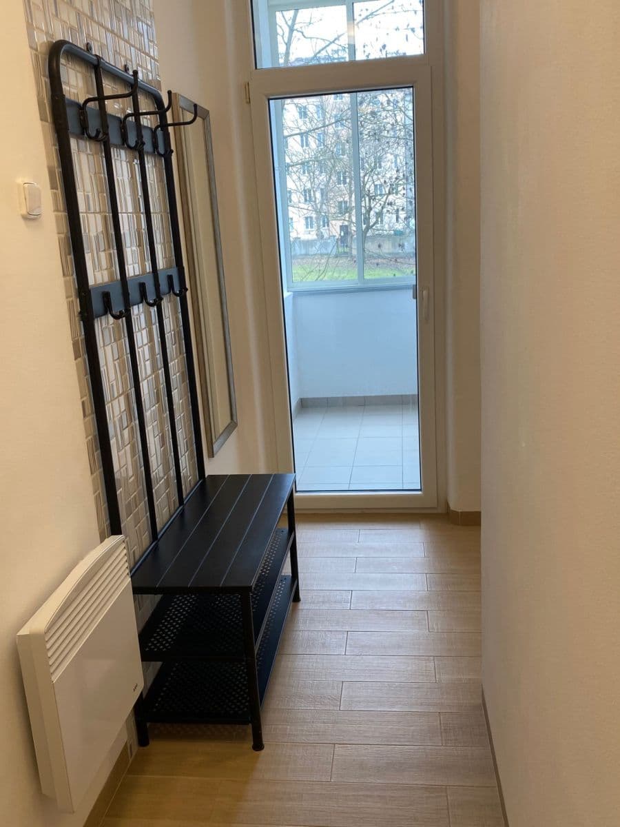 Pronájem bytu 2+kk 51 m², Stehlíkova, Plzeň, Plzeňský kraj Pronájem bytu 2+kk 51 m², Stehlíkova, Plzeň, Plzeňský kraj