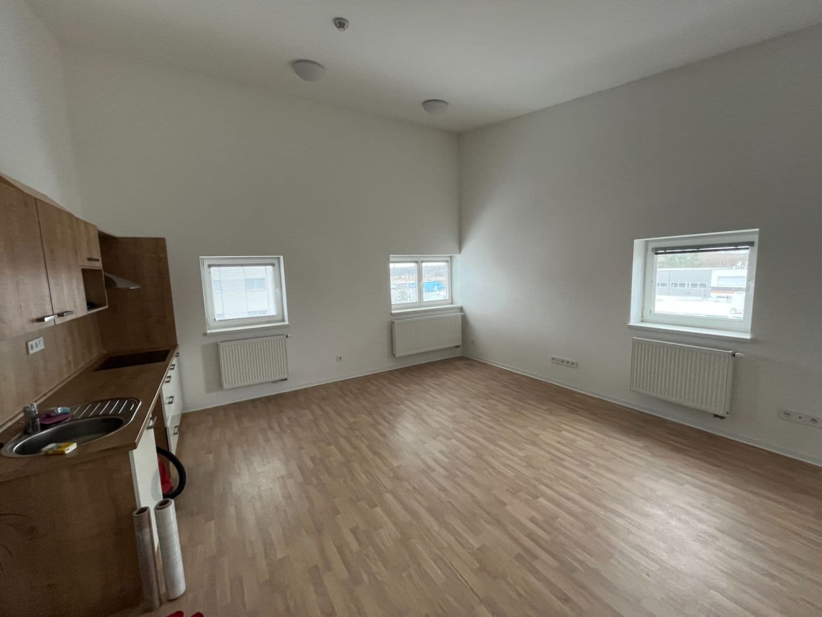 Pronájem bytu 1+kk 44 m², V Bytovkách, Praha, Praha Pronájem bytu 1+kk 44 m², V Bytovkách, Praha, Praha