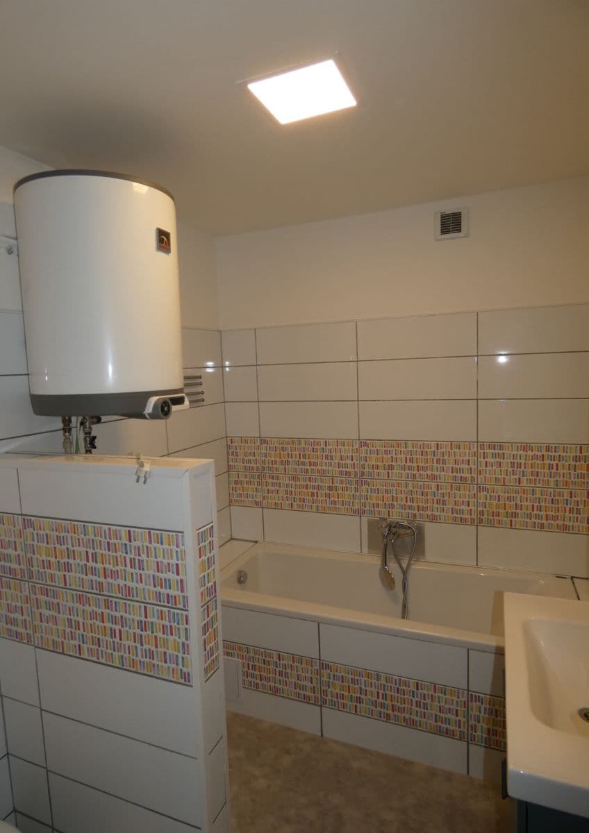 Pronájem bytu 2+kk 76 m², Osvobození, Litoměřice, Ústecký kraj Pronájem bytu 2+kk 76 m², Osvobození, Litoměřice, Ústecký kraj