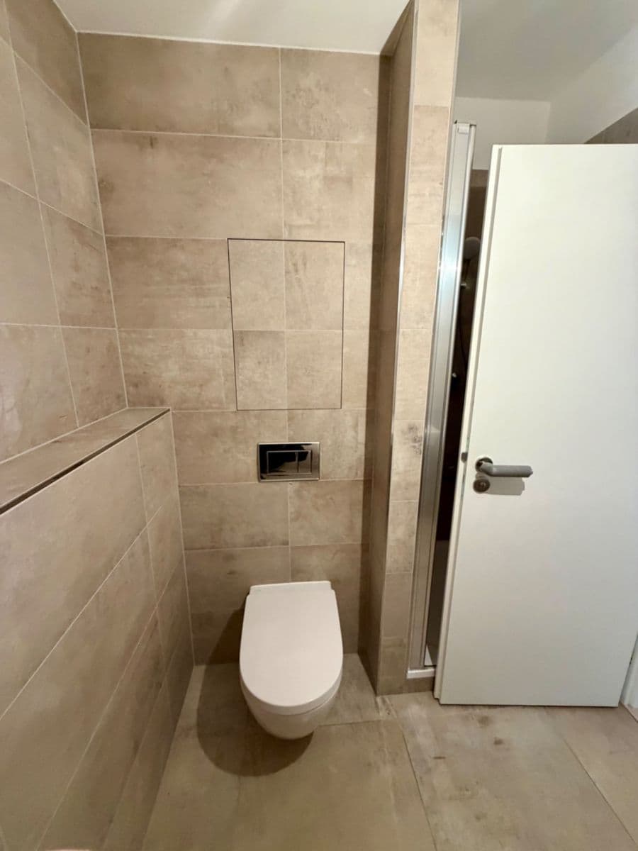Pronájem bytu 1+kk 40 m², Gerstelova, Praha, Praha Pronájem bytu 1+kk 40 m², Gerstelova, Praha, Praha