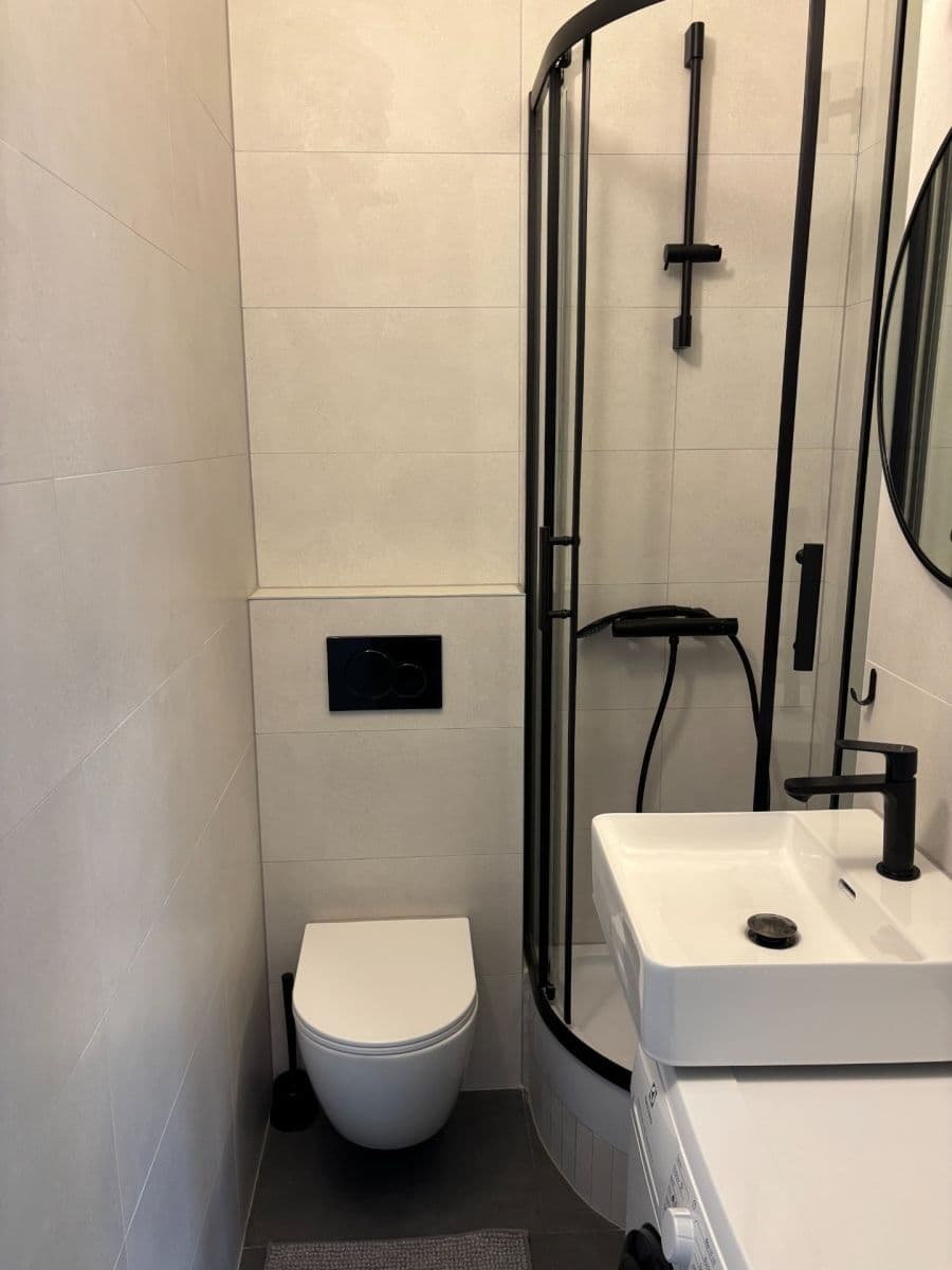 Pronájem bytu 1+1 24 m², Hálkova, Praha, Praha Pronájem bytu 1+1 24 m², Hálkova, Praha, Praha