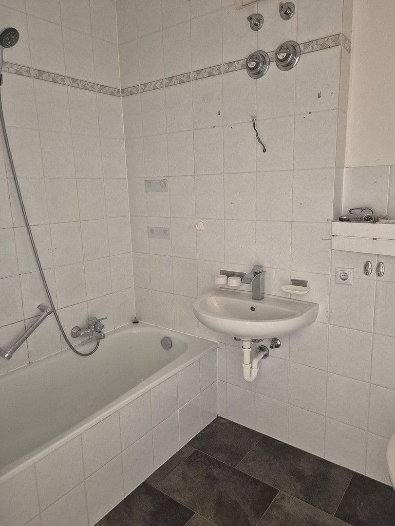 Prodej bytu 2+1 50 m², Schloßstr. 36, Lauf, Bádensko-Württembersko Prodej bytu 2+1 50 m², Schloßstr. 36, Lauf, Bádensko-Württembersko