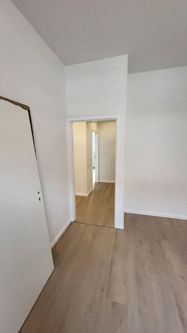 Pronájem bytu 2+1 54 m², Stübbenerstr. 46, Solingen, Severní Porýní-Vestfálsko Pronájem bytu 2+1 54 m², Stübbenerstr. 46, Solingen, Severní Porýní-Vestfálsko