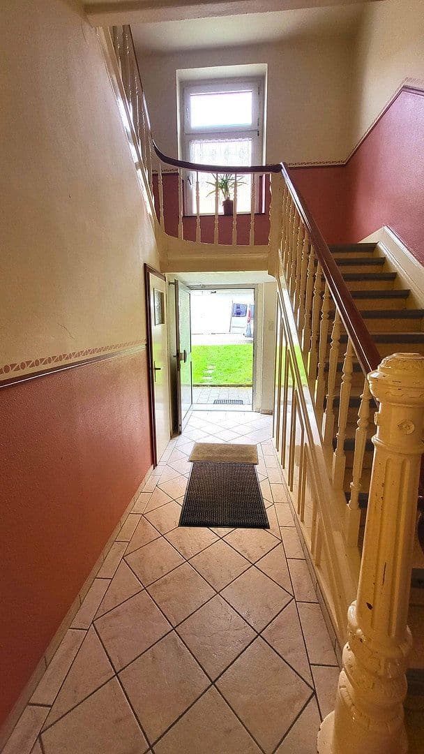 Pronájem bytu 2+1 54 m², Stübbenerstr. 46, Solingen, Severní Porýní-Vestfálsko Pronájem bytu 2+1 54 m², Stübbenerstr. 46, Solingen, Severní Porýní-Vestfálsko