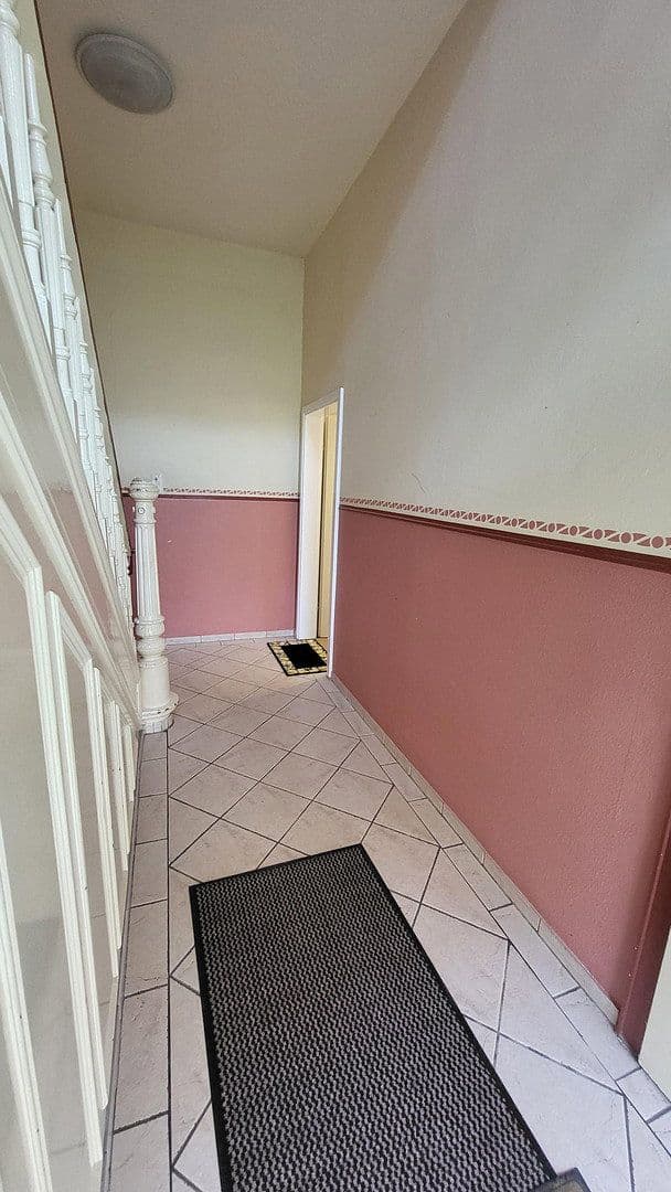 Pronájem bytu 2+1 54 m², Stübbenerstr. 46, Solingen, Severní Porýní-Vestfálsko Pronájem bytu 2+1 54 m², Stübbenerstr. 46, Solingen, Severní Porýní-Vestfálsko