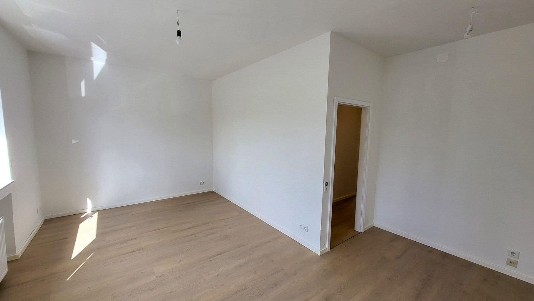 Pronájem bytu 2+1 54 m², Stübbenerstr. 46, Solingen, Severní Porýní-Vestfálsko Pronájem bytu 2+1 54 m², Stübbenerstr. 46, Solingen, Severní Porýní-Vestfálsko
