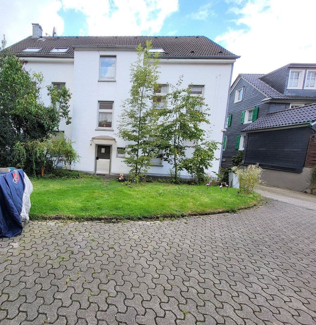 Pronájem bytu 2+1 54 m², Stübbenerstr. 46, Solingen, Severní Porýní-Vestfálsko Pronájem bytu 2+1 54 m², Stübbenerstr. 46, Solingen, Severní Porýní-Vestfálsko