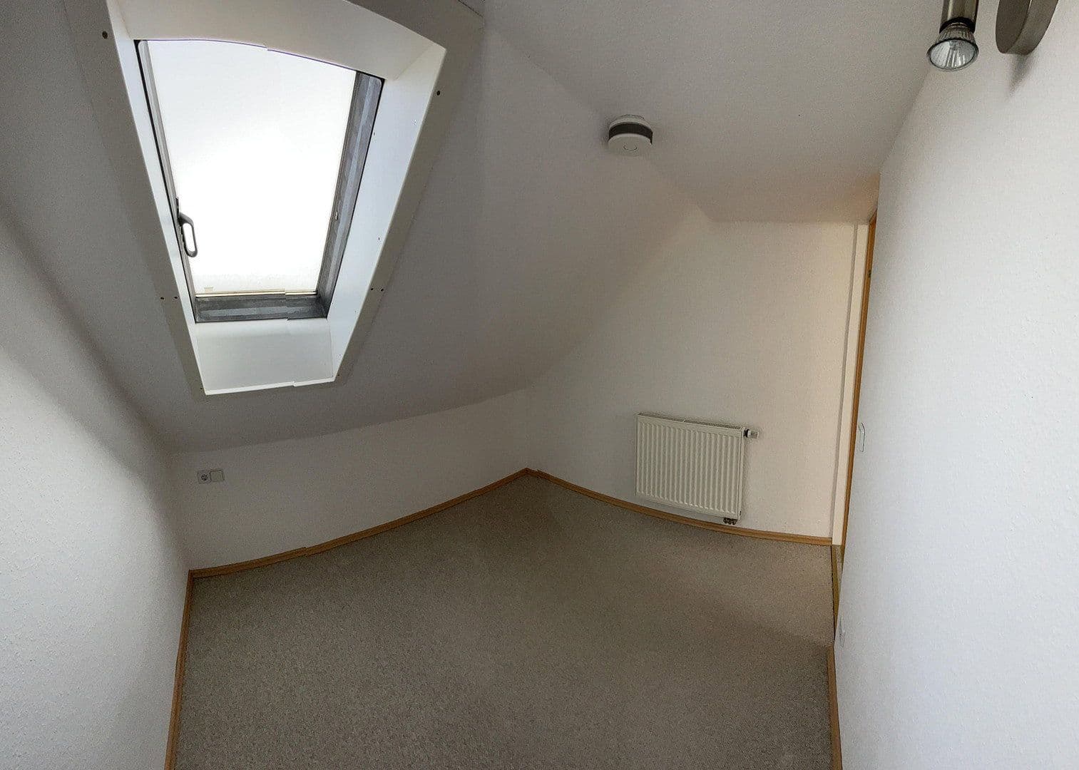 Pronájem domu 98 m², pozemek 459 m², Hainichener Straße 6, Dresden, Sasko Pronájem domu 98 m², pozemek 459 m², Hainichener Straße 6, Dresden, Sasko