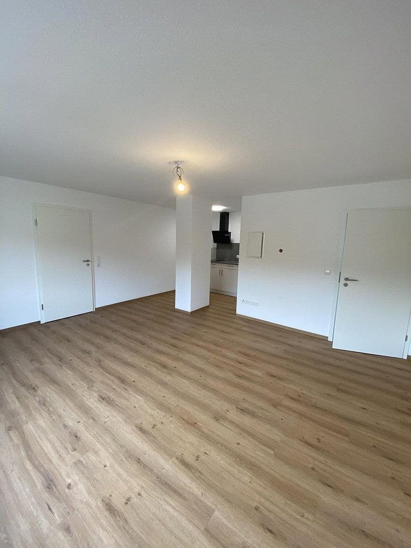 Pronájem bytu 1+1 34 m², Schöntal, Bádensko-Württembersko Pronájem bytu 1+1 34 m², Schöntal, Bádensko-Württembersko