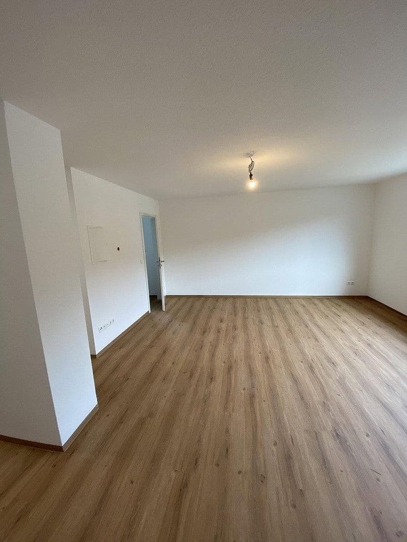 Pronájem bytu 1+1 34 m², Schöntal, Bádensko-Württembersko Pronájem bytu 1+1 34 m², Schöntal, Bádensko-Württembersko