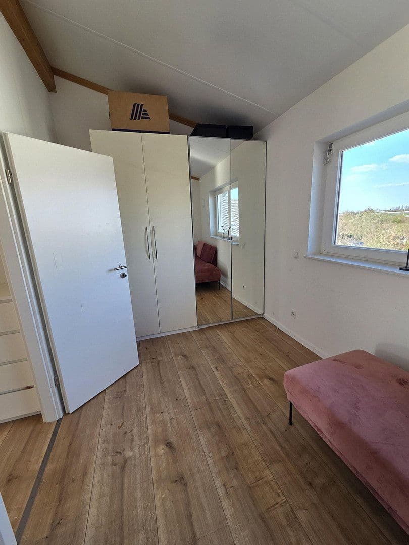 Prodej domu 138 m², pozemek 261 m², Bonn - Buschdorf, Severní Porýní-Vestfálsko Prodej domu 138 m², pozemek 261 m², Bonn - Buschdorf, Severní Porýní-Vestfálsko