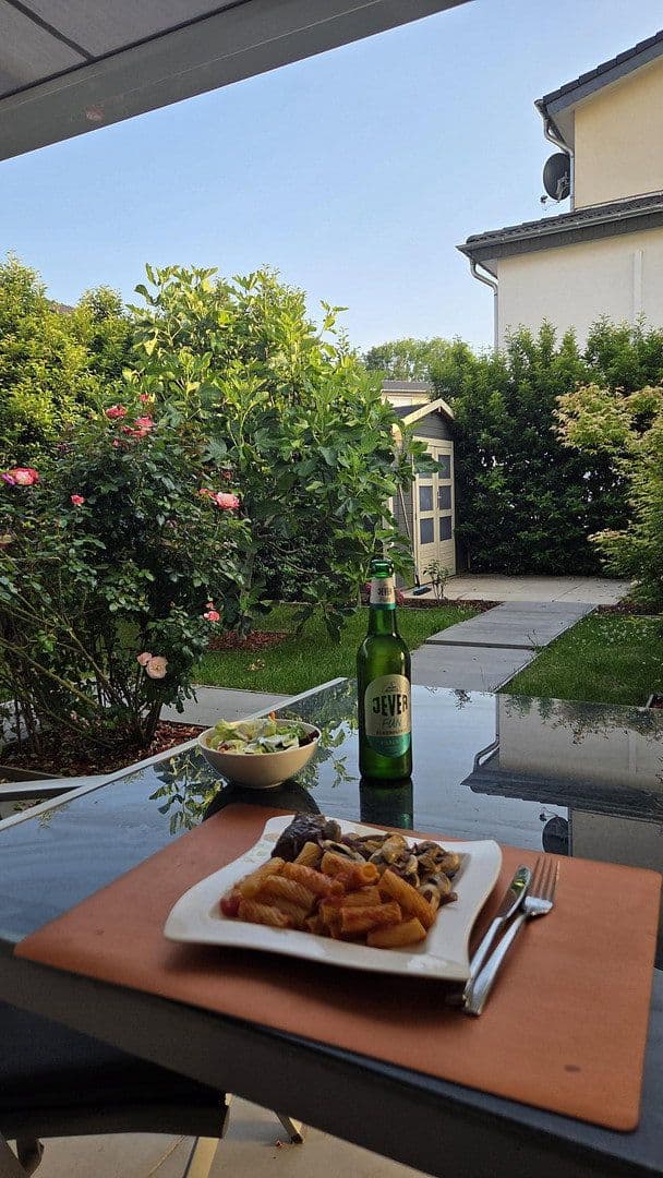 Prodej domu 138 m², pozemek 261 m², Bonn - Buschdorf, Severní Porýní-Vestfálsko Prodej domu 138 m², pozemek 261 m², Bonn - Buschdorf, Severní Porýní-Vestfálsko