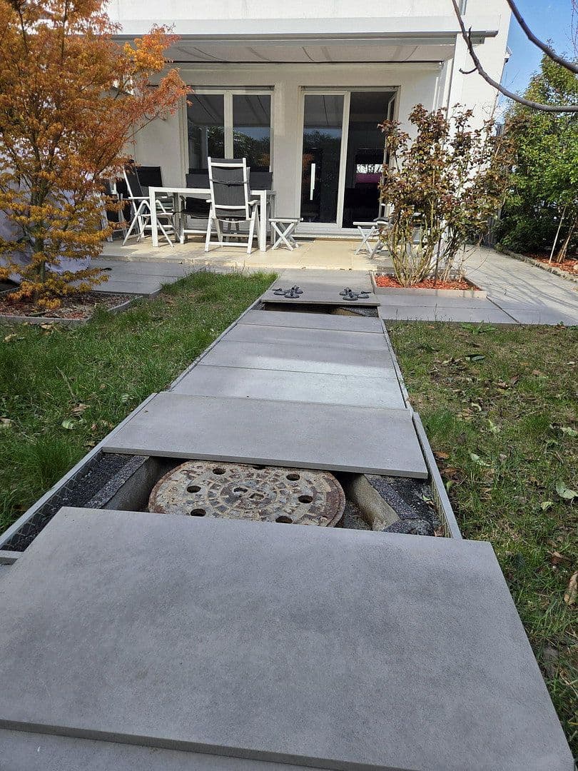 Prodej domu 138 m², pozemek 261 m², Bonn - Buschdorf, Severní Porýní-Vestfálsko Prodej domu 138 m², pozemek 261 m², Bonn - Buschdorf, Severní Porýní-Vestfálsko