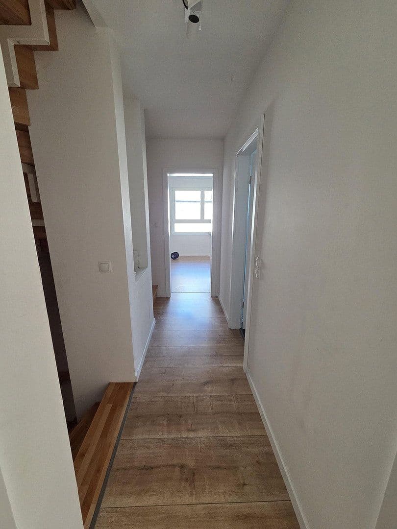 Prodej domu 138 m², pozemek 261 m², Bonn - Buschdorf, Severní Porýní-Vestfálsko Prodej domu 138 m², pozemek 261 m², Bonn - Buschdorf, Severní Porýní-Vestfálsko