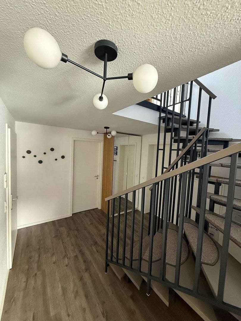 Prodej bytu 4+1 108 m², Marbacher Straße 88, Stuttgart, Bádensko-Württembersko Prodej bytu 4+1 108 m², Marbacher Straße 88, Stuttgart, Bádensko-Württembersko