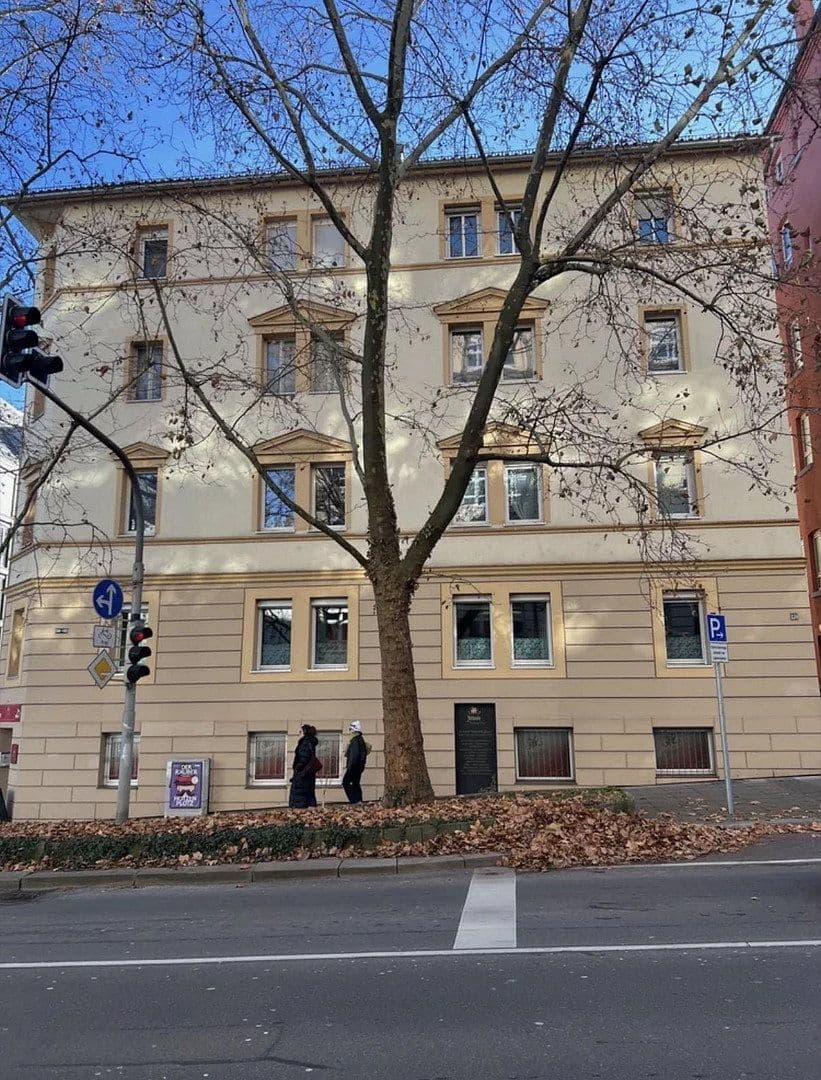 Pronájem bytu 3+kk 97 m², Stuttgart, Bádensko-Württembersko Pronájem bytu 3+kk 97 m², Stuttgart, Bádensko-Württembersko