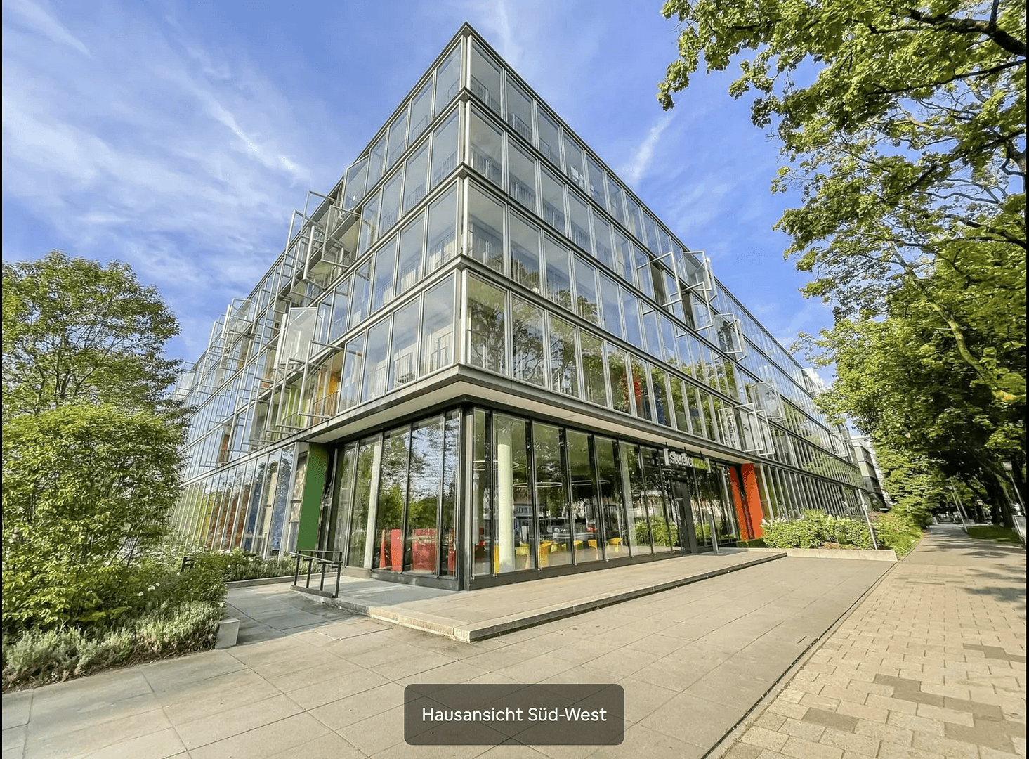 Pronájem bytu 1+1 24 m², studiomuc, München, Bavorsko Pronájem bytu 1+1 24 m², studiomuc, München, Bavorsko
