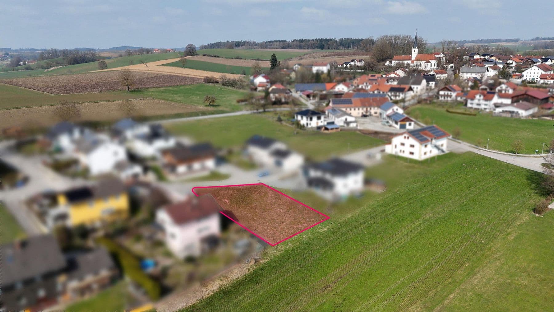 Prodej pozemku 703 m², Salmanskirchen, Ampfing, Bavorsko Prodej pozemku 703 m², Salmanskirchen, Ampfing, Bavorsko