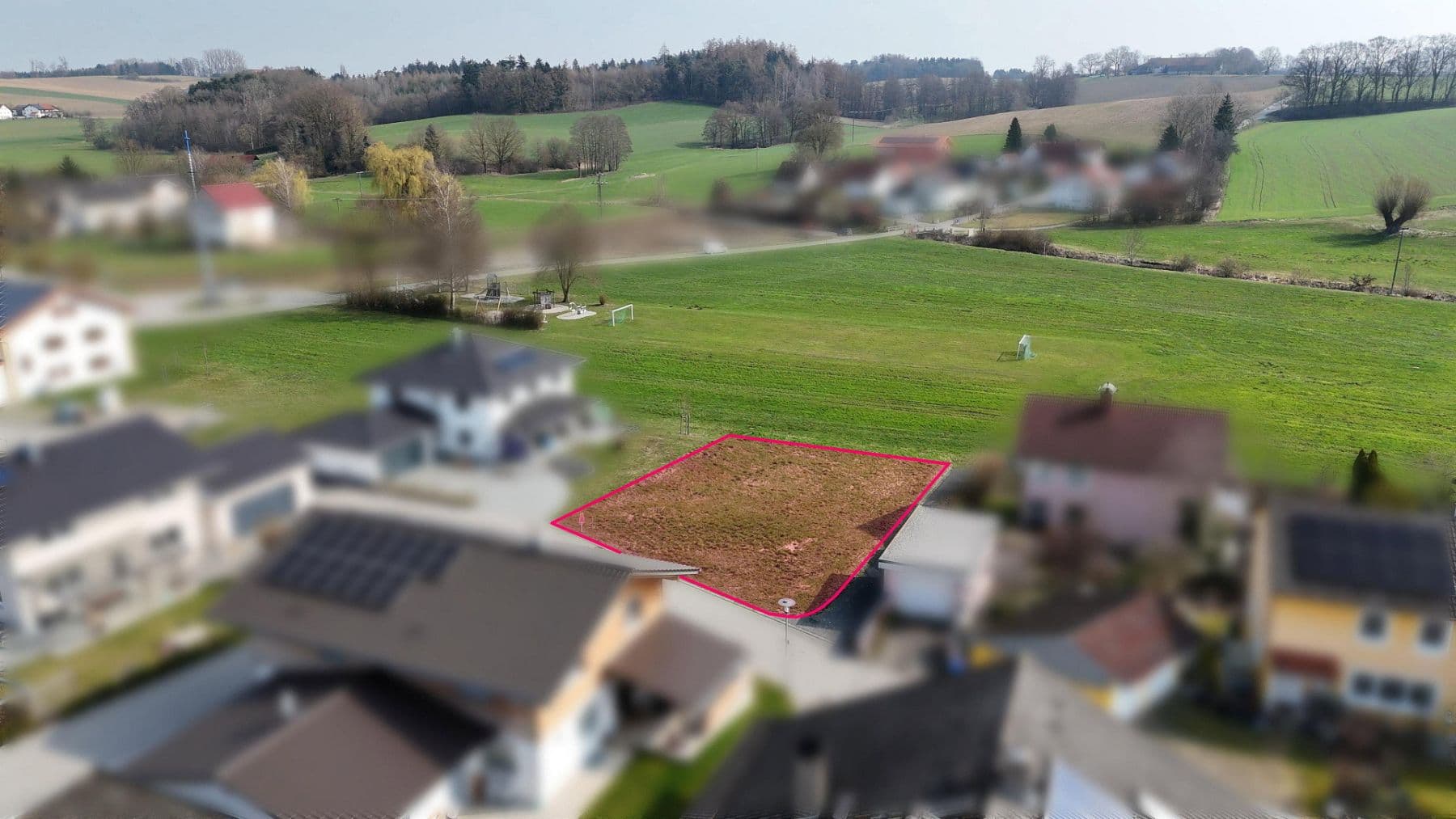 Prodej pozemku 703 m², Salmanskirchen, Ampfing, Bavorsko Prodej pozemku 703 m², Salmanskirchen, Ampfing, Bavorsko