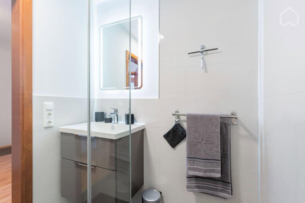 Pronájem bytu 2+1 56 m², Feldbergstraße 8, Köln, Severní Porýní-Vestfálsko Pronájem bytu 2+1 56 m², Feldbergstraße 8, Köln, Severní Porýní-Vestfálsko