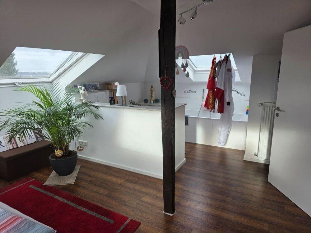 Prodej bytu 4+1 110 m², Bonn-Lengsdorf, Severní Porýní-Vestfálsko Prodej bytu 4+1 110 m², Bonn-Lengsdorf, Severní Porýní-Vestfálsko