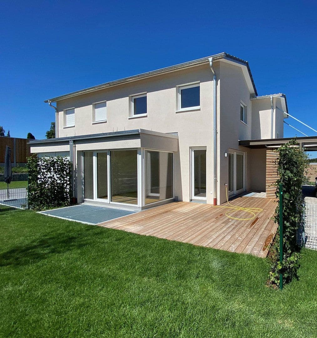 Pronájem domu 104 m², pozemek 183 m², Weilheim in Oberbayern, Bavorsko Pronájem domu 104 m², pozemek 183 m², Weilheim in Oberbayern, Bavorsko