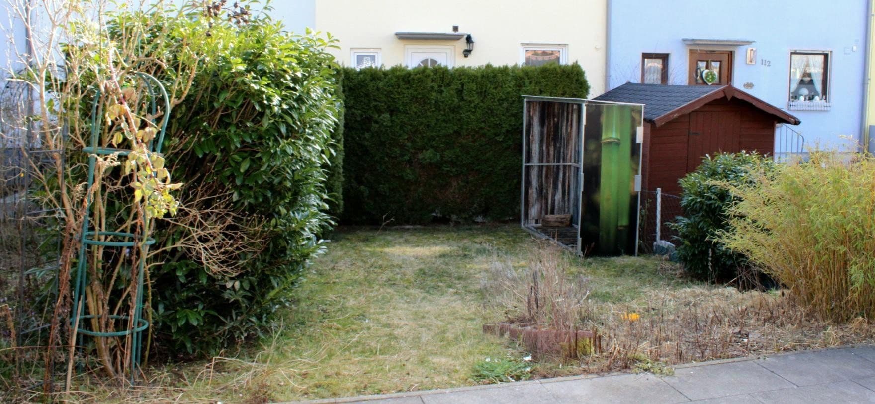 Prodej domu 130 m², pozemek 188 m², Ahornstraße 124, Feucht, Bavorsko Prodej domu 130 m², pozemek 188 m², Ahornstraße 124, Feucht, Bavorsko