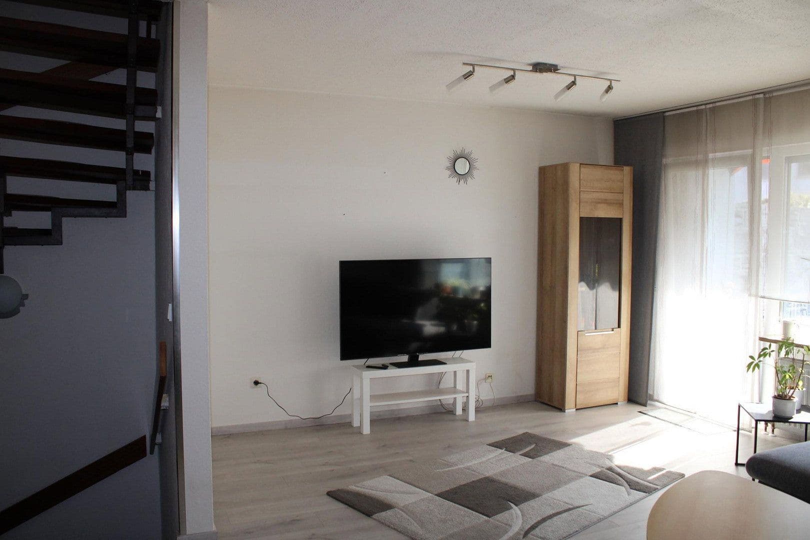 Prodej domu 130 m², pozemek 188 m², Ahornstraße 124, Feucht, Bavorsko Prodej domu 130 m², pozemek 188 m², Ahornstraße 124, Feucht, Bavorsko