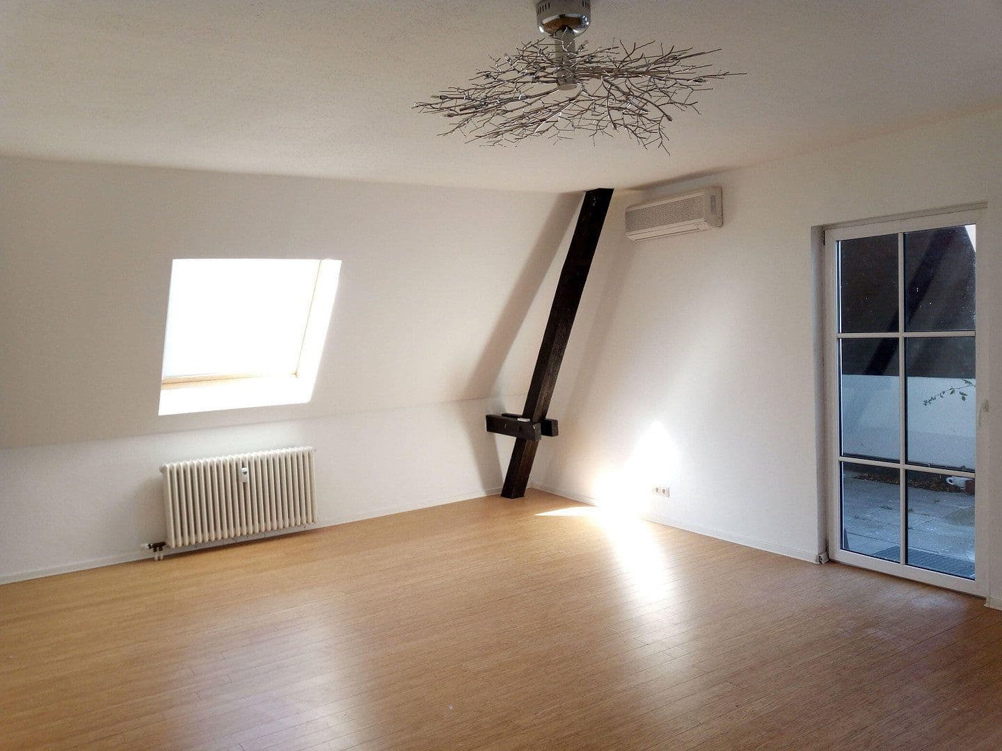 Pronájem bytu 2+1 96 m², Göggingerstr 31, Augsburg, Bavorsko Pronájem bytu 2+1 96 m², Göggingerstr 31, Augsburg, Bavorsko