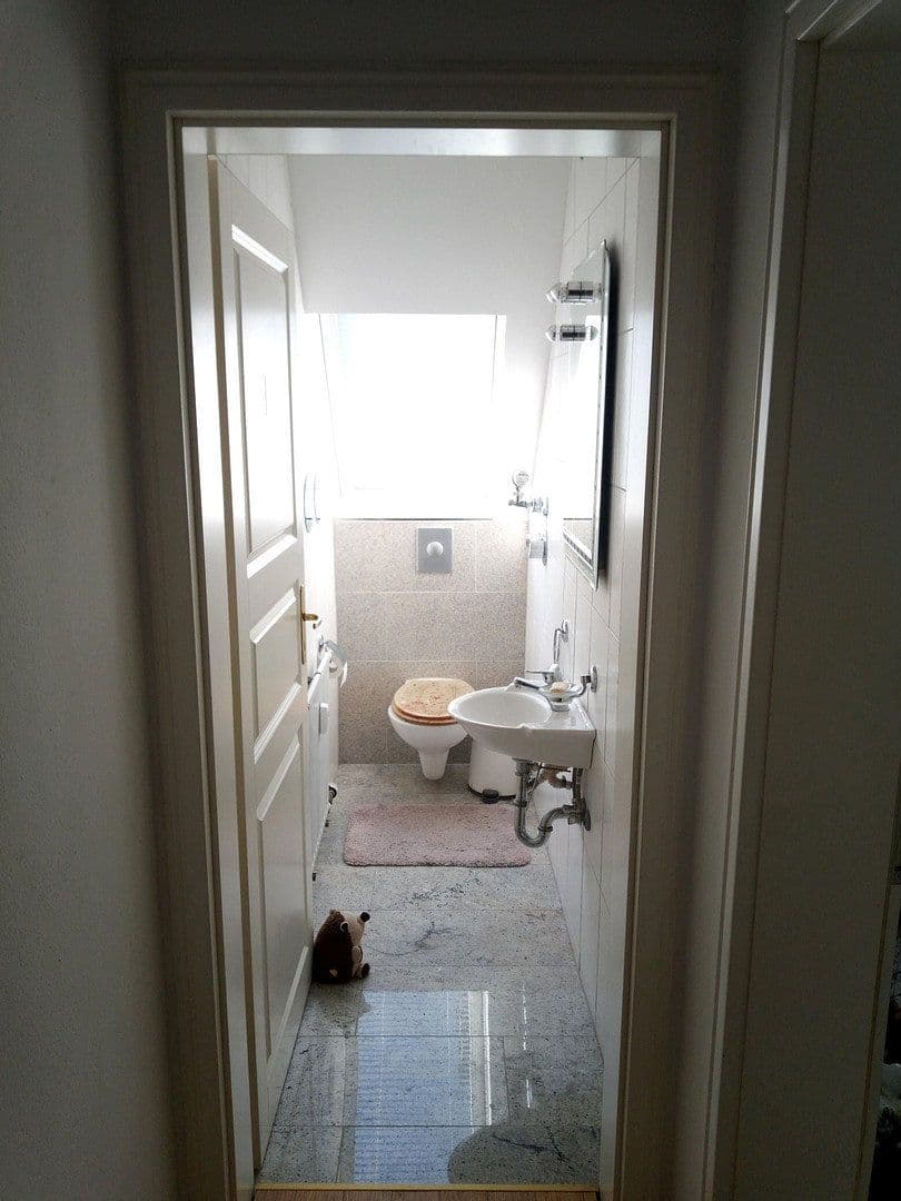 Pronájem bytu 2+1 96 m², Göggingerstr 31, Augsburg, Bavorsko Pronájem bytu 2+1 96 m², Göggingerstr 31, Augsburg, Bavorsko