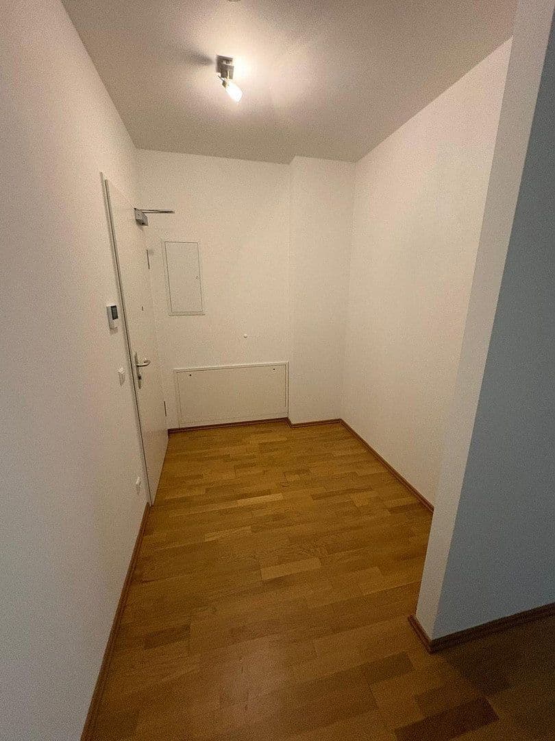 Pronájem bytu 3+1 105 m², Adalbertstrasse 64, Frankfurt am Main, Hessen Pronájem bytu 3+1 105 m², Adalbertstrasse 64, Frankfurt am Main, Hessen