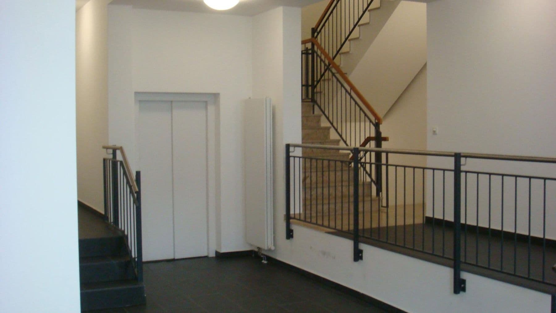 Pronájem bytu 3+1 105 m², Adalbertstrasse 64, Frankfurt am Main, Hessen Pronájem bytu 3+1 105 m², Adalbertstrasse 64, Frankfurt am Main, Hessen