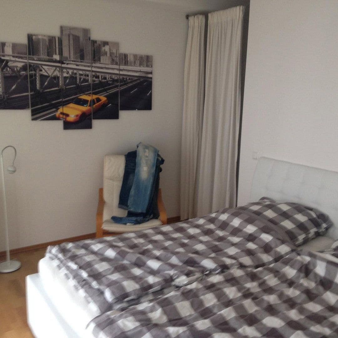 Pronájem bytu 3+1 105 m², Adalbertstrasse 64, Frankfurt am Main, Hessen Pronájem bytu 3+1 105 m², Adalbertstrasse 64, Frankfurt am Main, Hessen