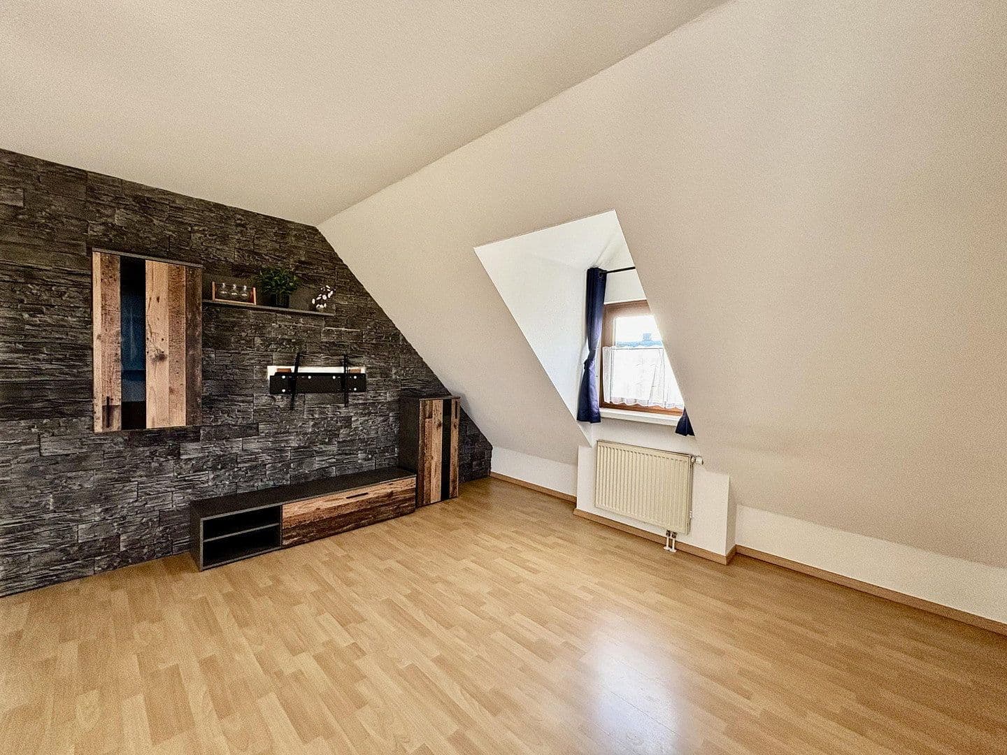 Prodej bytu 2+1 62 m², Budenheim, Porýní-Falc Prodej bytu 2+1 62 m², Budenheim, Porýní-Falc