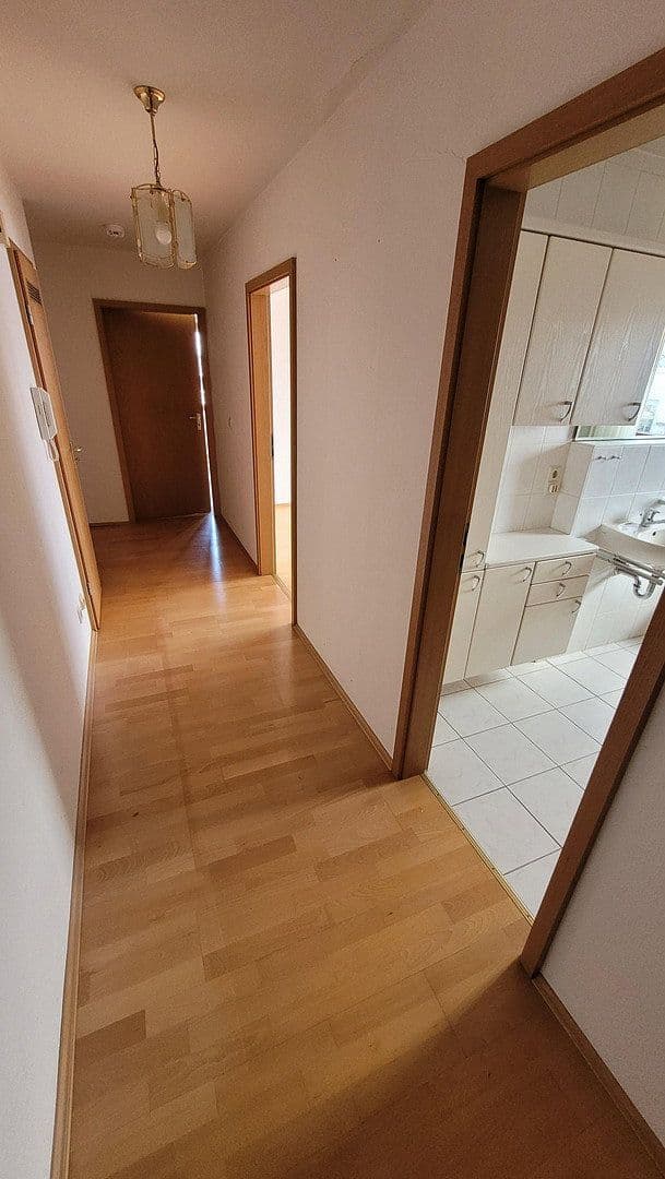Pronájem bytu 3+1 84 m², Pforzheim, Bádensko-Württembersko Pronájem bytu 3+1 84 m², Pforzheim, Bádensko-Württembersko