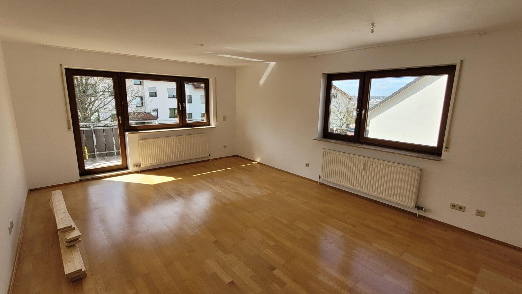 Pronájem bytu 3+1 84 m², Pforzheim, Bádensko-Württembersko Pronájem bytu 3+1 84 m², Pforzheim, Bádensko-Württembersko