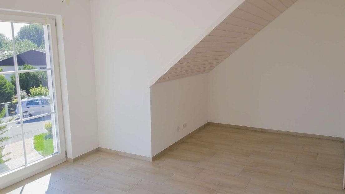 Prodej domu 210 m², pozemek 400 m², Hohentengen am Hochrhein, Bádensko-Württembersko Prodej domu 210 m², pozemek 400 m², Hohentengen am Hochrhein, Bádensko-Württembersko