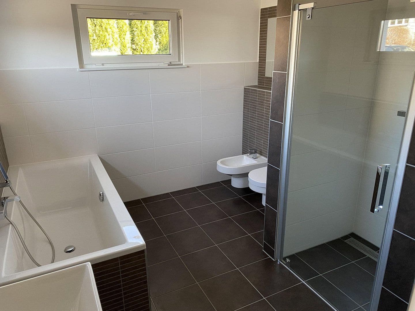 Prodej domu 140 m², pozemek 635 m², C-w-Rauh Strasse 3, Himmelkron, Bavorsko Prodej domu 140 m², pozemek 635 m², C-w-Rauh Strasse 3, Himmelkron, Bavorsko