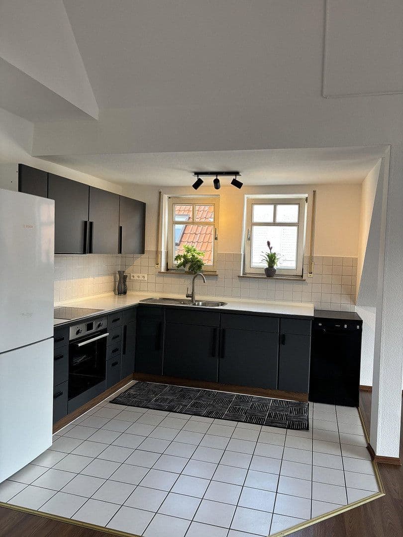Pronájem bytu 2+1 69 m², Alte Bergstrasse 27, Seeheim-Jugenheim, Hessen Pronájem bytu 2+1 69 m², Alte Bergstrasse 27, Seeheim-Jugenheim, Hessen