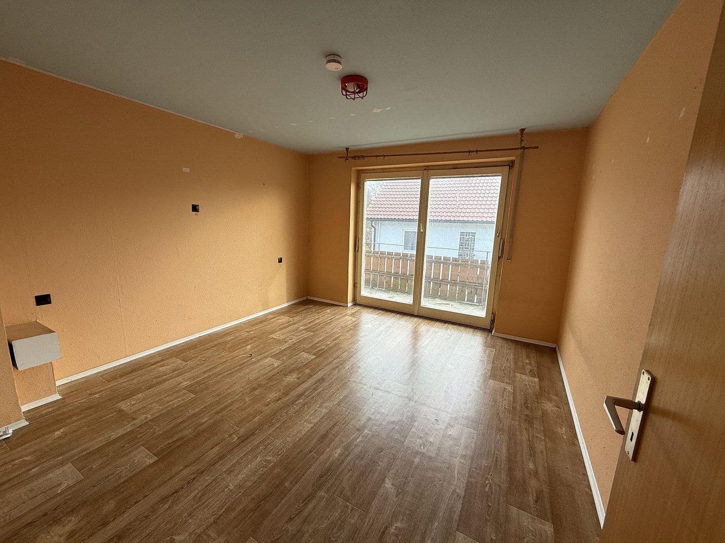 Prodej domu 140 m², pozemek 300 m², Dettingen an der Iller, Bádensko-Württembersko Prodej domu 140 m², pozemek 300 m², Dettingen an der Iller, Bádensko-Württembersko